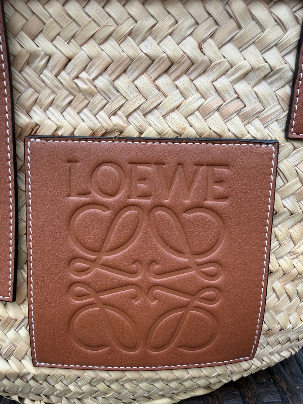 NWOT Loewe Medium Basket Bag - Picture 2 of 11